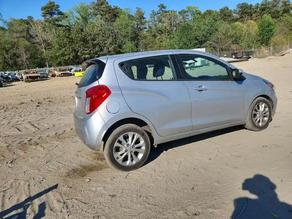 KL8CD6SA5LC442925 2020 CHEVROLET SPARK-2