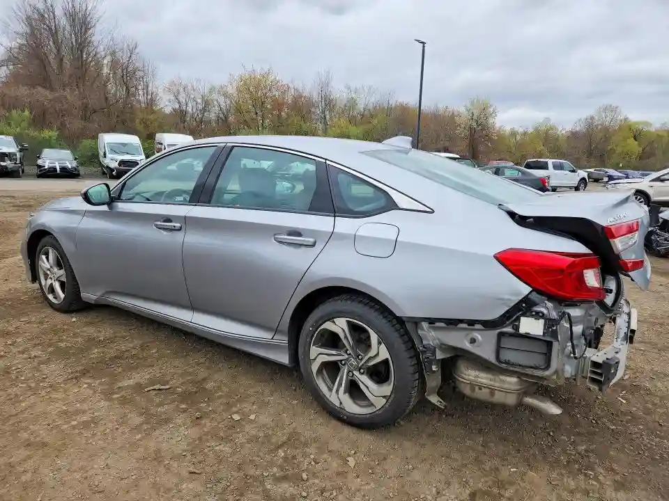1HGCV1F44JA263930 2018 HONDA ACCORD-1