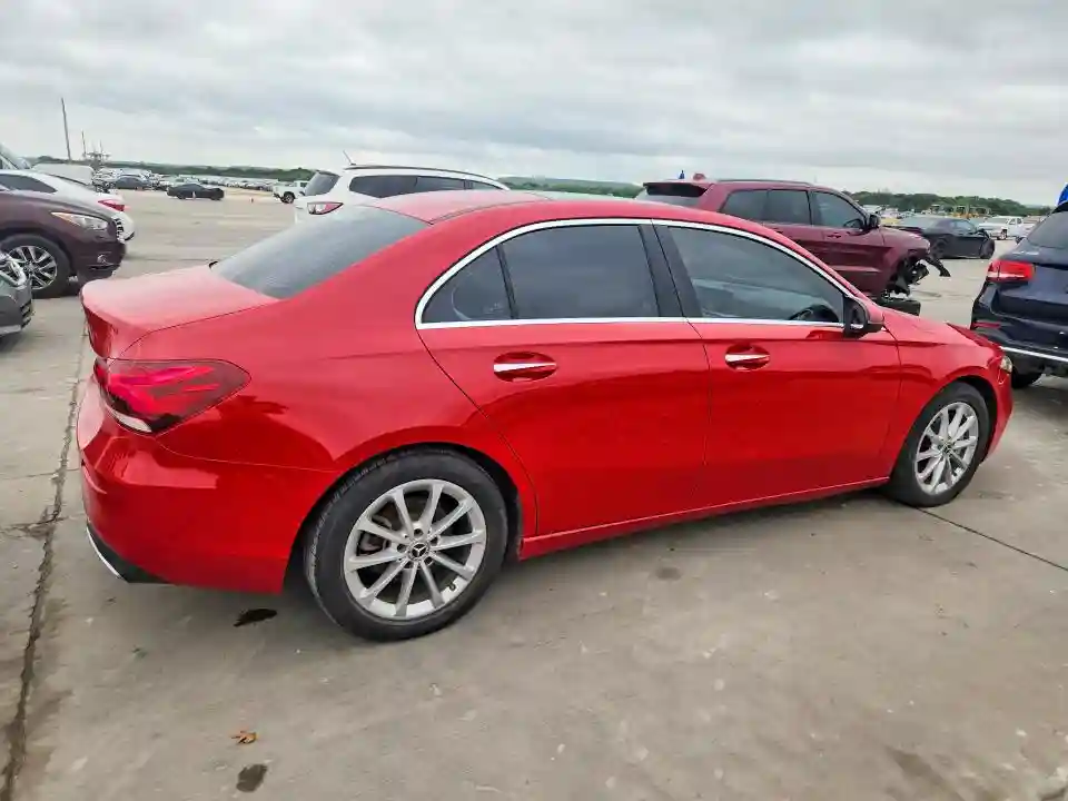 WDD3G4EBXKW017453 2019 MERCEDES BENZ A-CLASS-2