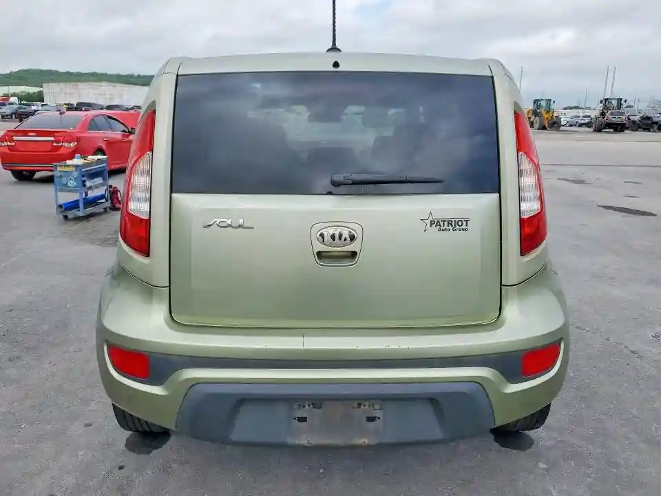 KNDJT2A52D7535409 2013 KIA SOUL BASE-5