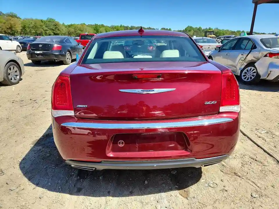 2C3CCAKG8KH542972 2019 CHRYSLER 300-5
