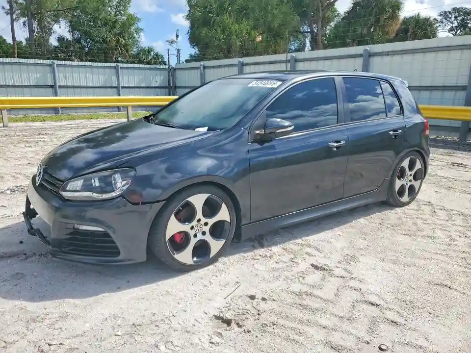 WVWGV7AJXAW313569 2010 VOLKSWAGEN GTI-0