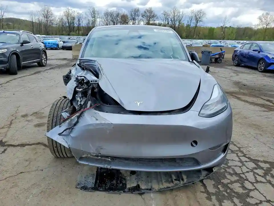 7SAYGAEE3RF098659 2024 TESLA MODEL Y-4