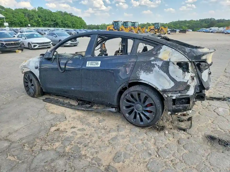 7SAYGDEF0NF462430 2022 TESLA MODEL Y-1