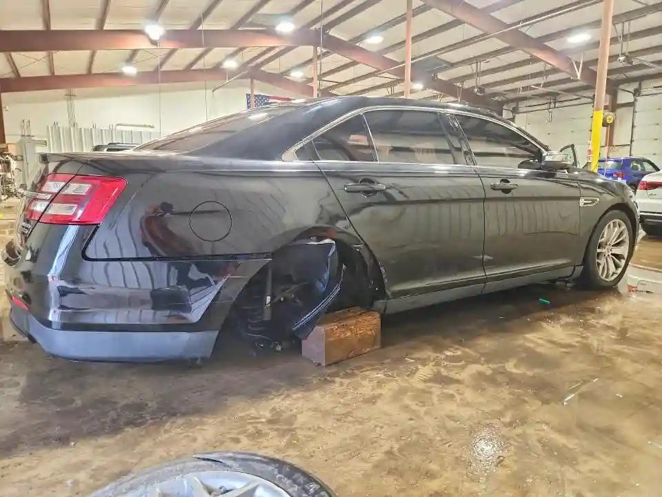 1FAHP2F82HG103680 2017 FORD TAURUS-2