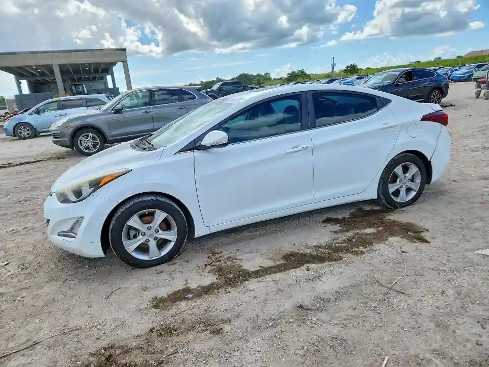 5NPDH4AE8GH788714 2016 HYUNDAI ELANTRA-0