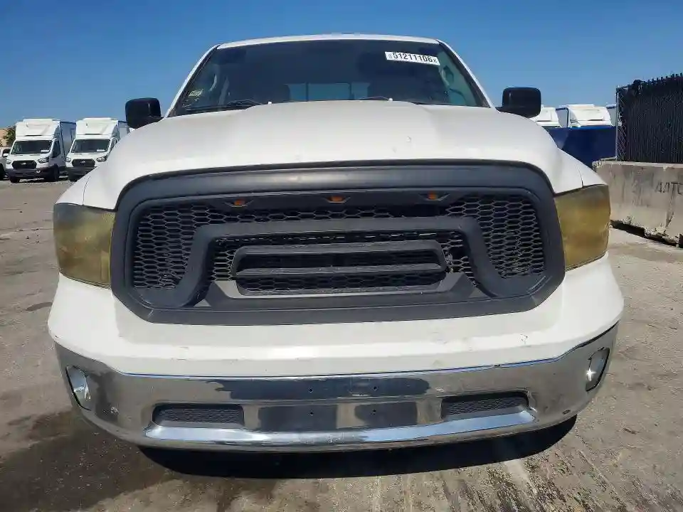 1C6RR6TT6LS110976 2020 RAM 1500-4