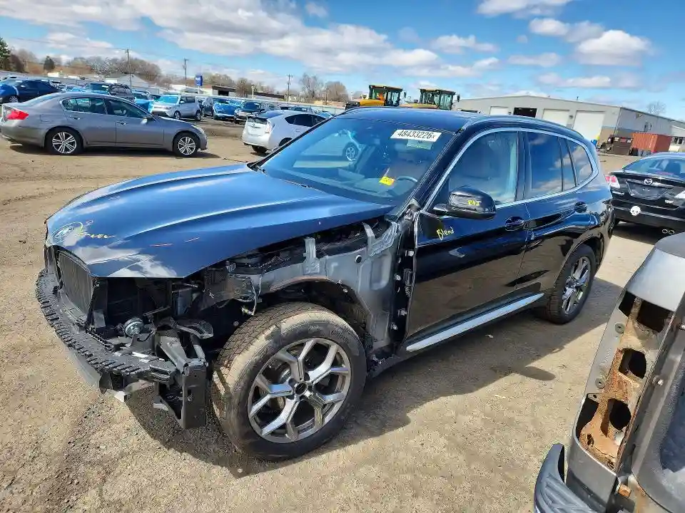5UX53DP05R9U29460 2024 BMW X3-0