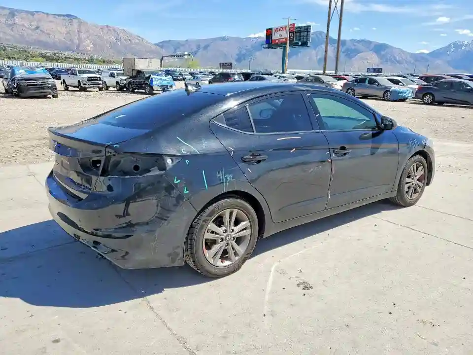 5NPD84LF9JH270396 2018 HYUNDAI ELANTRA-2