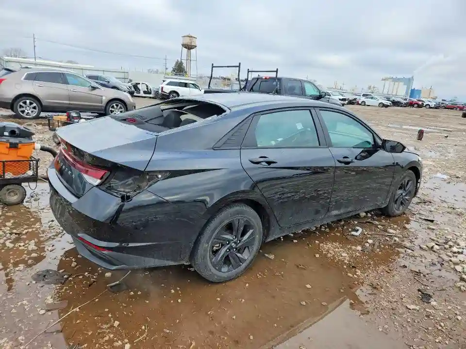 KMHLM4AG3PU433508 2023 HYUNDAI ELANTRA-2