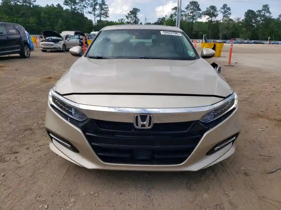 1HGCV3F55JA000902 2018 HONDA ACCORD-4
