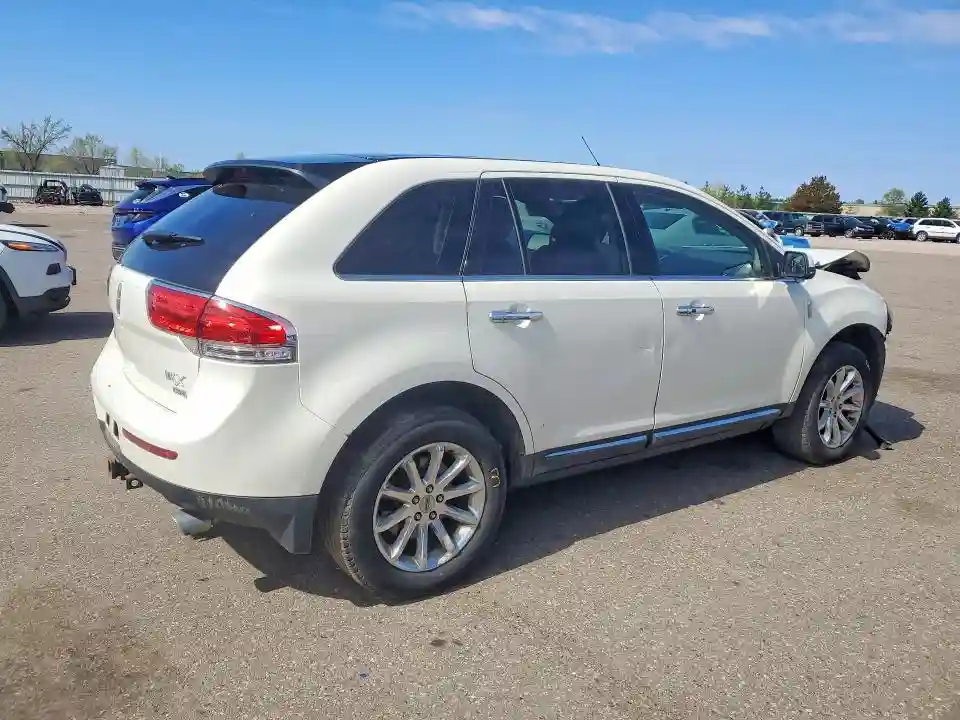 2LMDJ8JK1DBL40873 2013 LINCOLN MKX-2