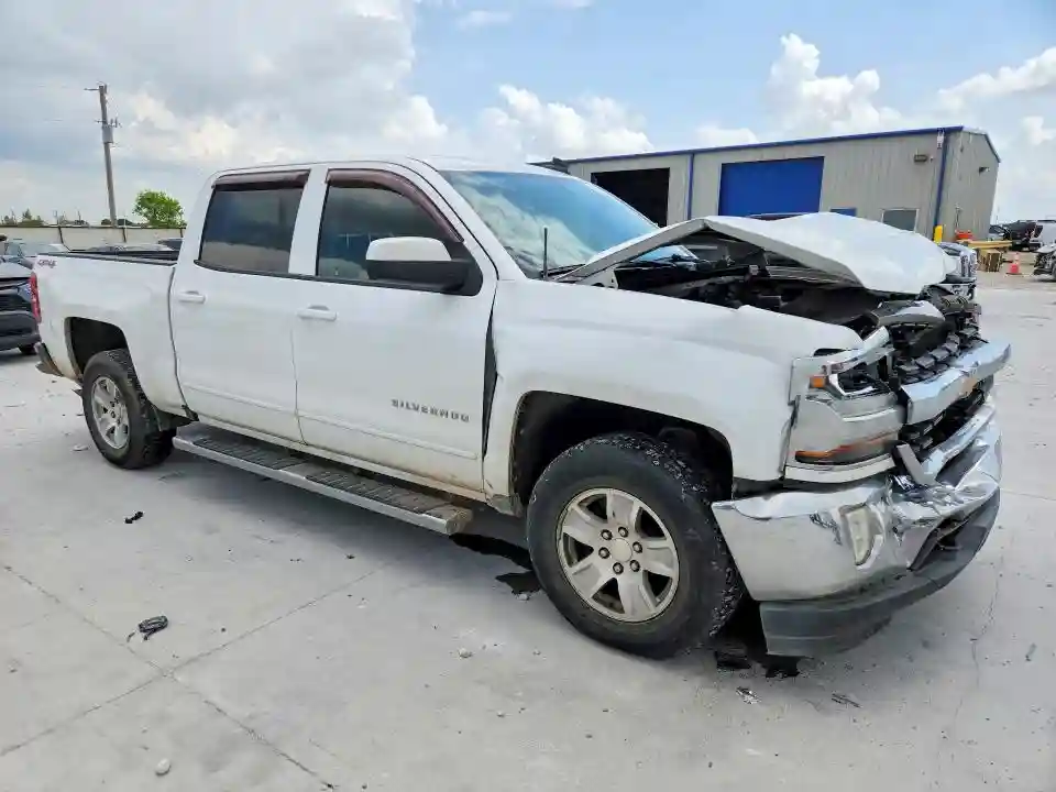 3GCUKREC5JG614705 2018 CHEVROLET ALL MODELS-3