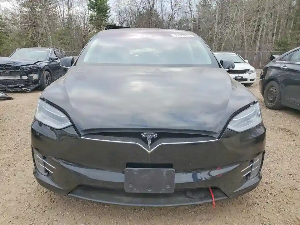 5YJXCDE24HF052333 2017 TESLA MODEL X-4