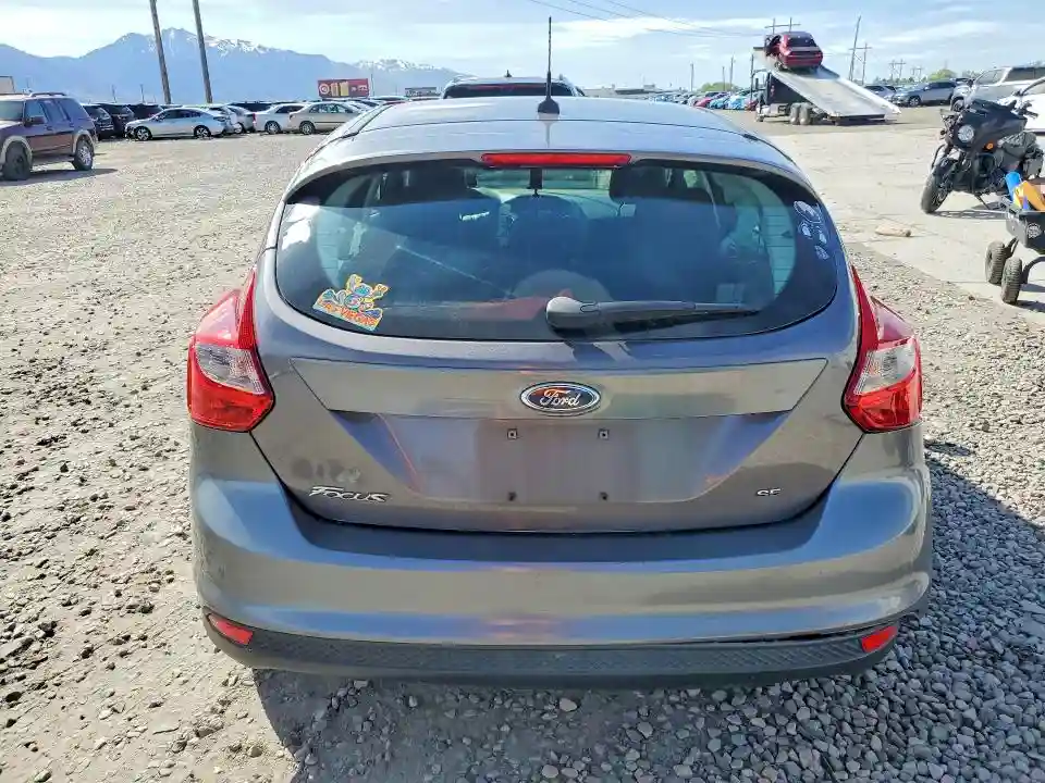 1FAHP3K24CL302639 2012 FORD FOCUS-5