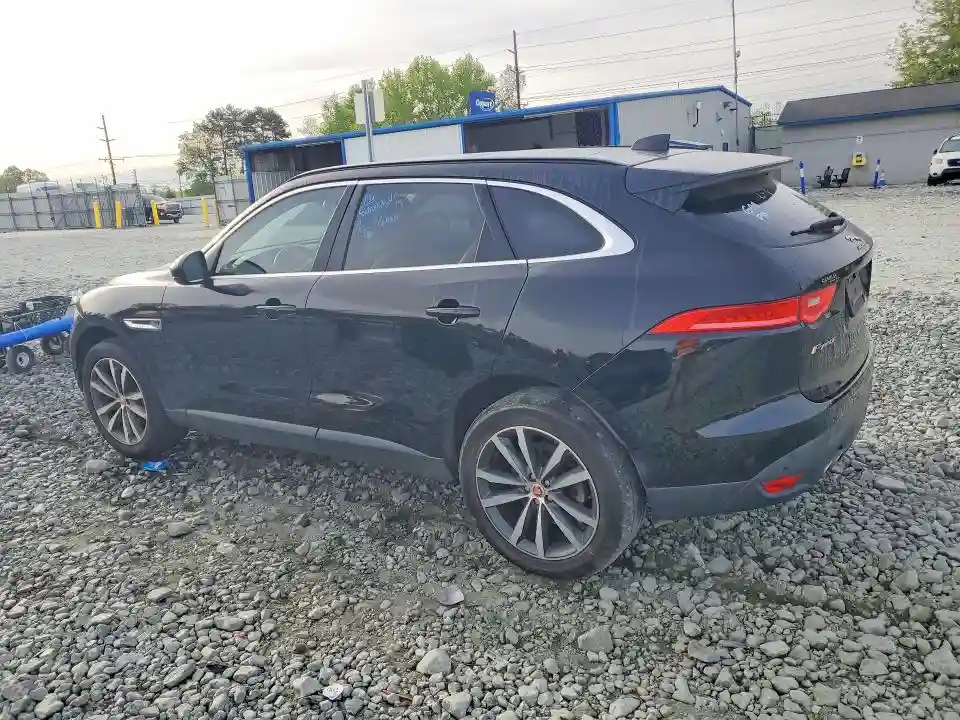 SADCK2FN2JA288285 2018 JAGUAR F-PACE-1