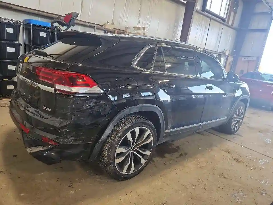 1V2FE2CA2NC207862 2022 VOLKSWAGEN ATLAS CROS-2