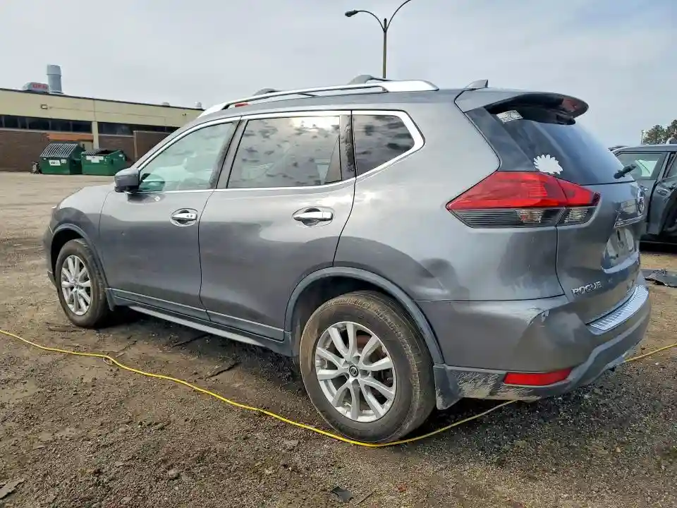 KNMAT2MV9JP556278 2018 NISSAN ROGUE-1