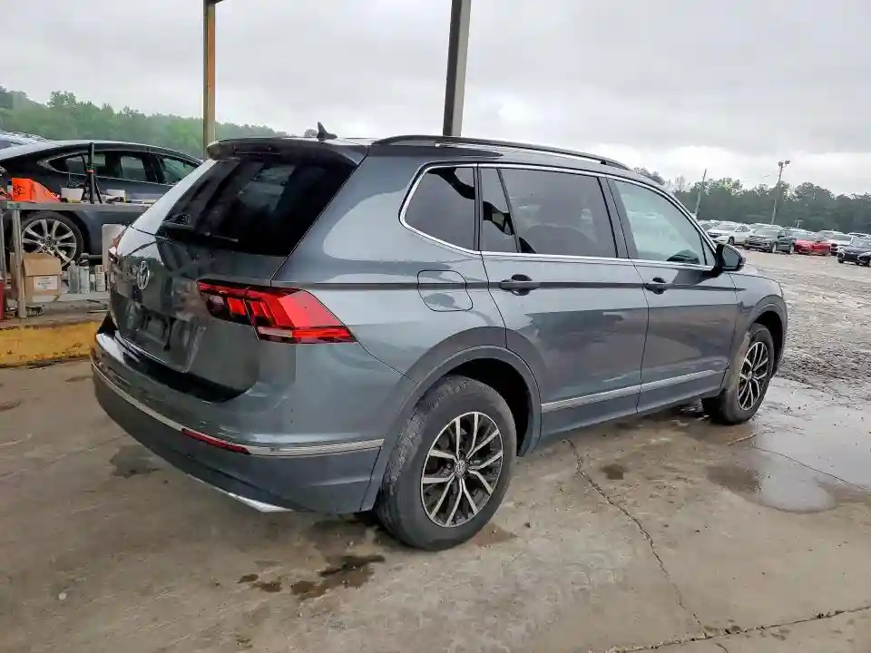 3VV3B7AX8MM039001 2021 VOLKSWAGEN TIGUAN-2