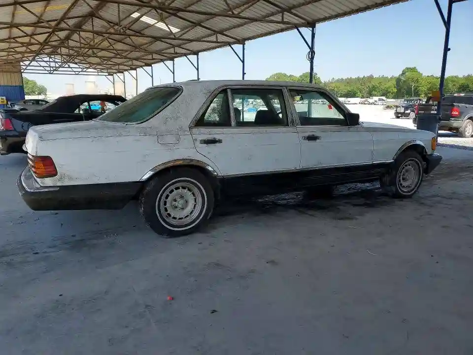 WDBCA37D9FA161372 1985 MERCEDES-BENZ 500-CLASS-2