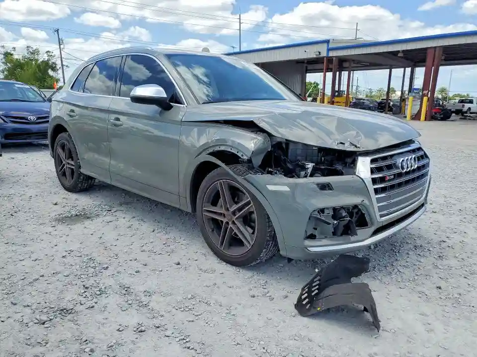 WA1B4AFY8L2124391 2020 AUDI SQ5-3