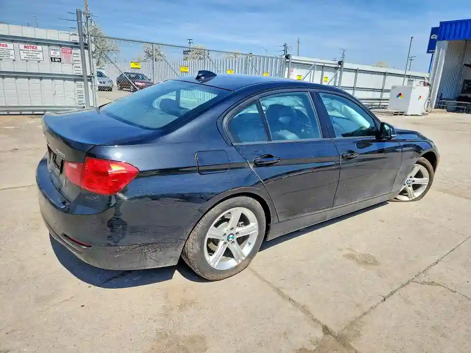 WBA3B3C55EF544916 2014 BMW 3 SERIES-2