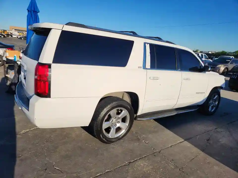 1GNSKKKC8FR147622 2015 CHEVROLET SUBURBAN-2