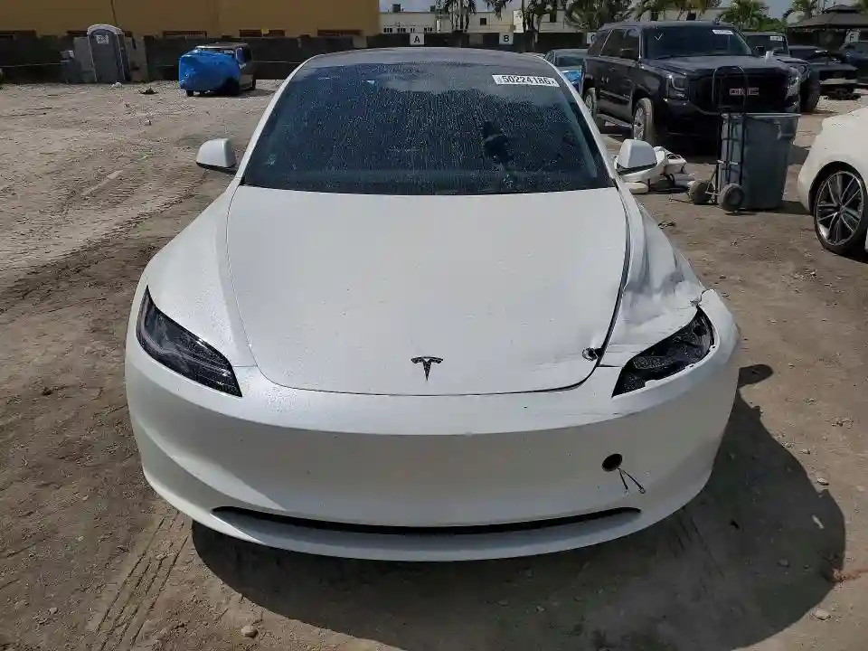 5YJ3E1EA1RF830197 2024 TESLA MODEL 3-4