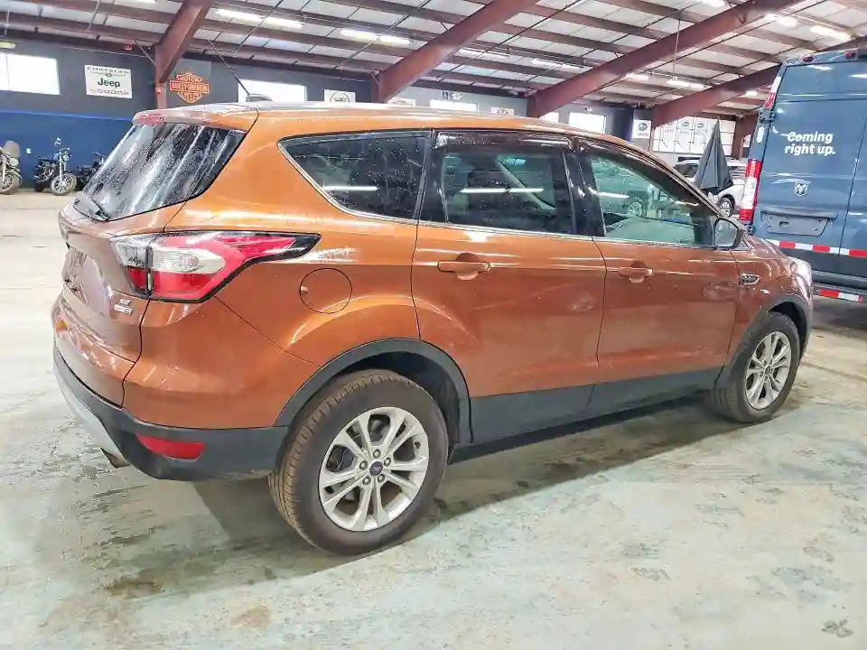 1FMCU9GD0HUA02202 2017 FORD ESCAPE-2