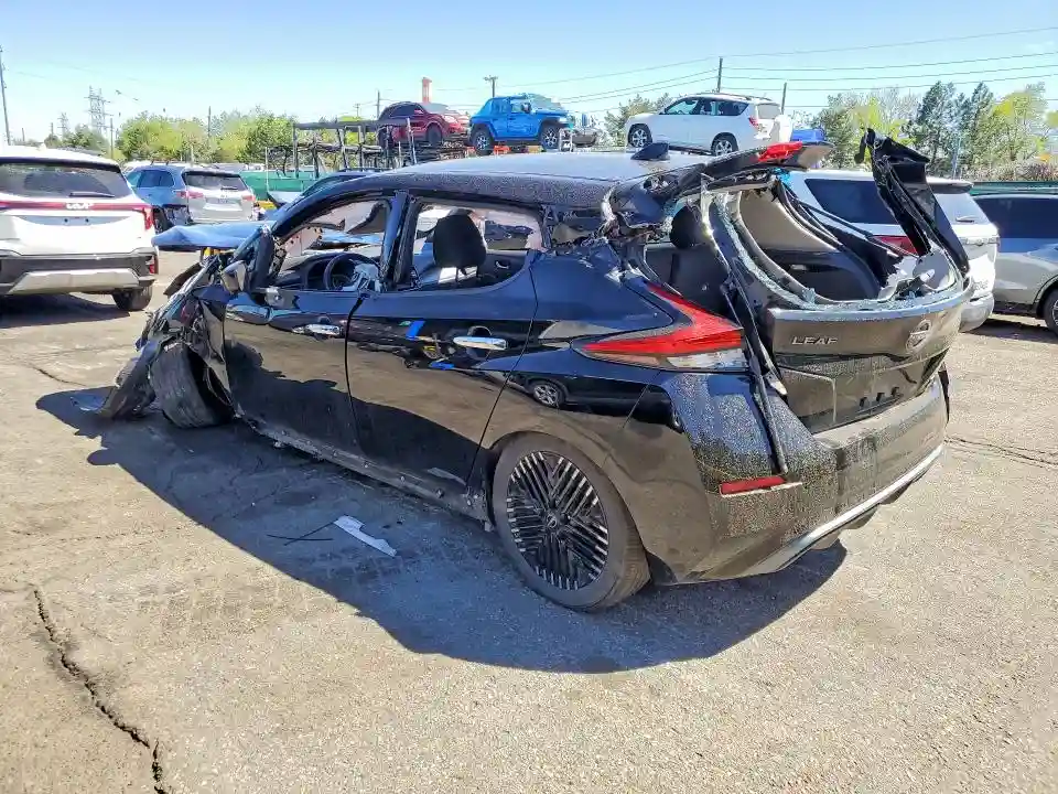 1N4CZ1CV5SC562368 2025 NISSAN LEAF-1