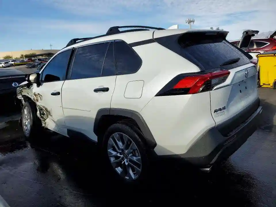 2T3A1RFV2RW467017 2024 TOYOTA RAV4-1