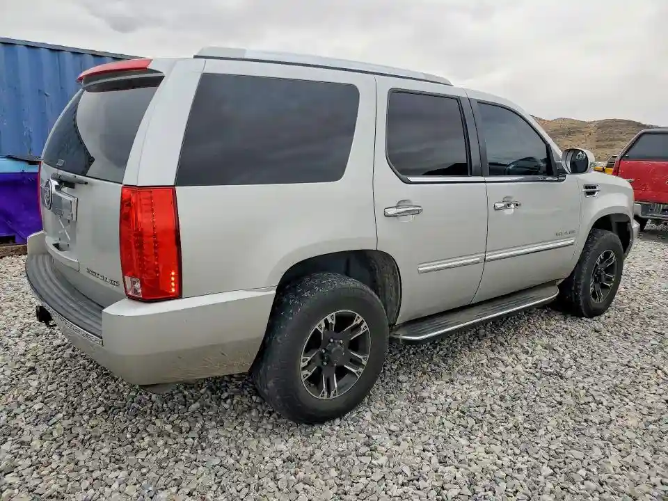 1GYUKBEF9AR135991 2010 CADILLAC ESCALADE-2