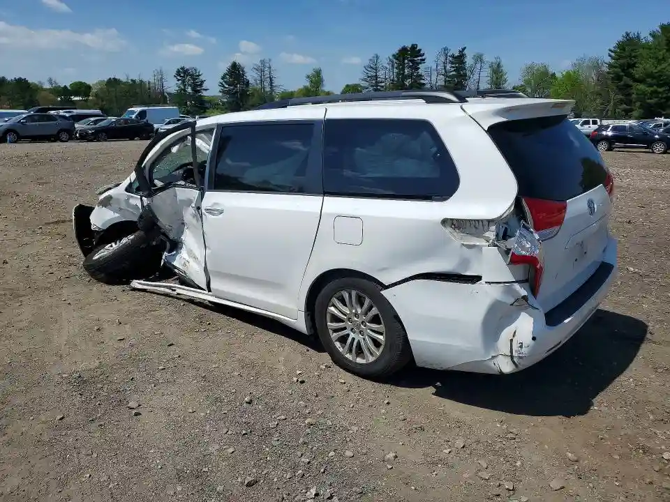 5TDYK3DC1ES472750 2014 TOYOTA SIENNA-1