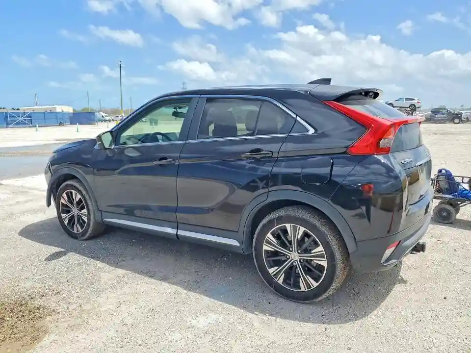 JA4AT5AA4JZ062606 2018 MITSUBISHI ECLIPSE-1
