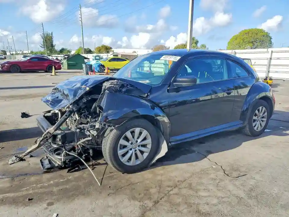3VWFP7AT0EM627841 2014 VOLKSWAGEN BEETLE-0