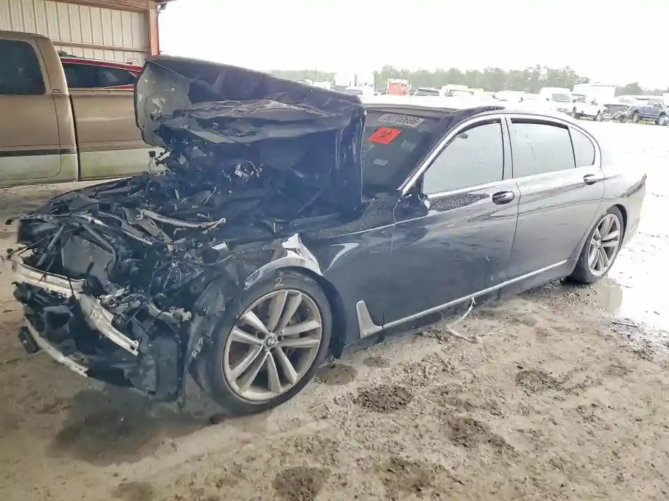 WBA7F0C52KGM24680 2019 BMW 7 SERIES-0