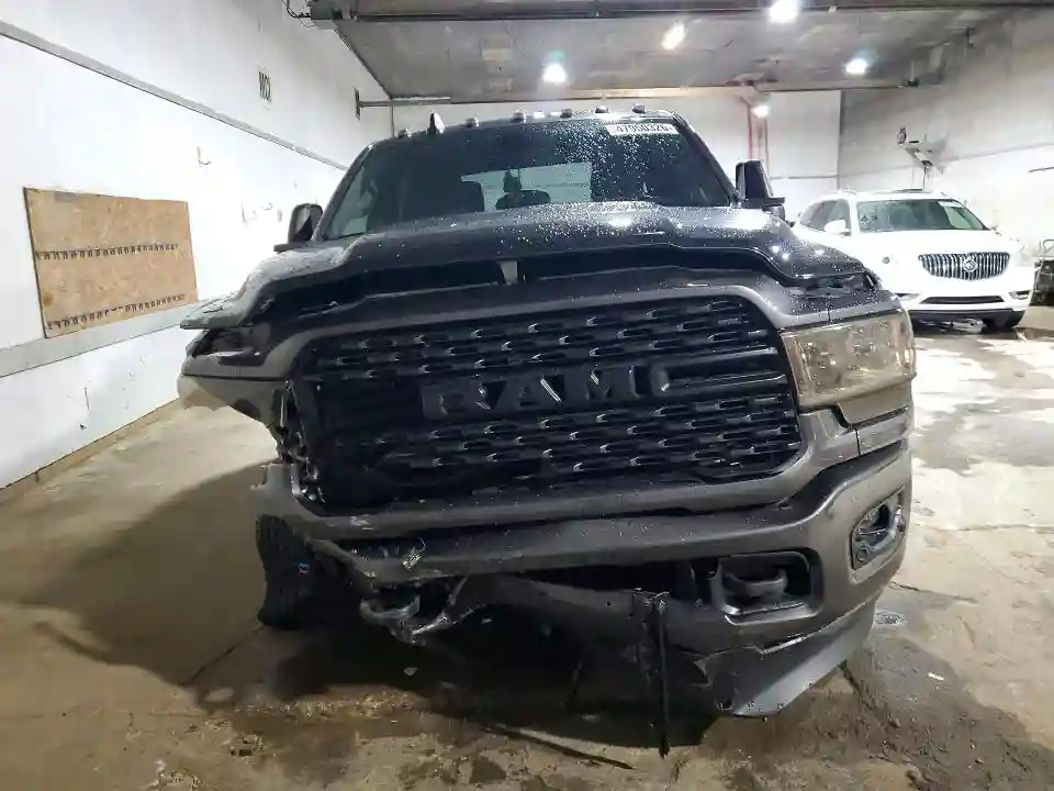 3C63R3HL1PG660497 2023 RAM 3500-4