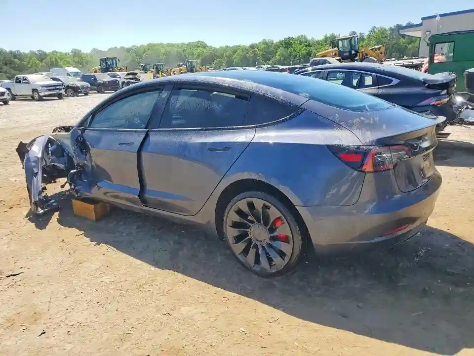 5YJ3E1EC3PF709489 2023 TESLA MODEL 3-1