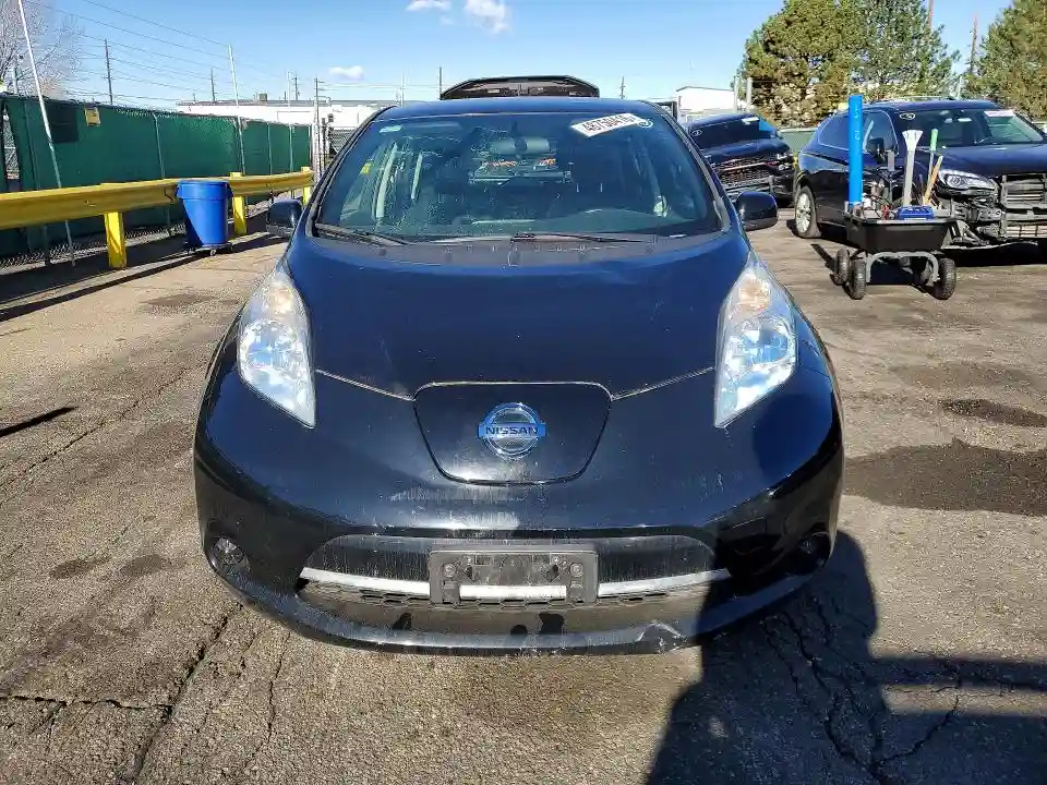 1N4AZ0CP7DC425552 2013 NISSAN LEAF-4