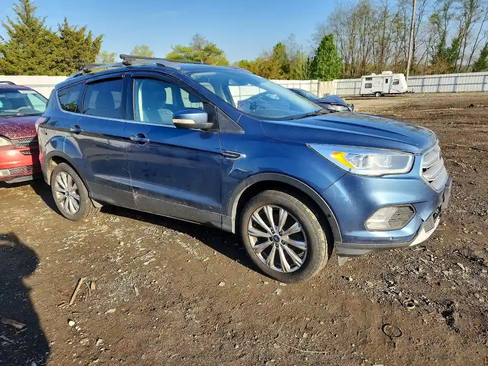 1FMCU9J92JUA66963 2018 FORD ESCAPE-3