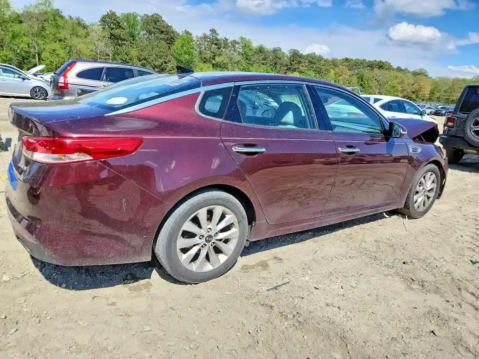 5XXGU4L37GG008363 2016 KIA OPTIMA-2
