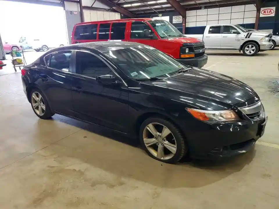 19VDE2E56DE000285 2013 ACURA ILX-3