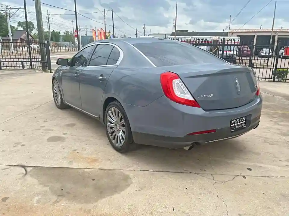 1LNHL9DK8DG606388 2013 LINCOLN TOWNHOUSE MKS-2