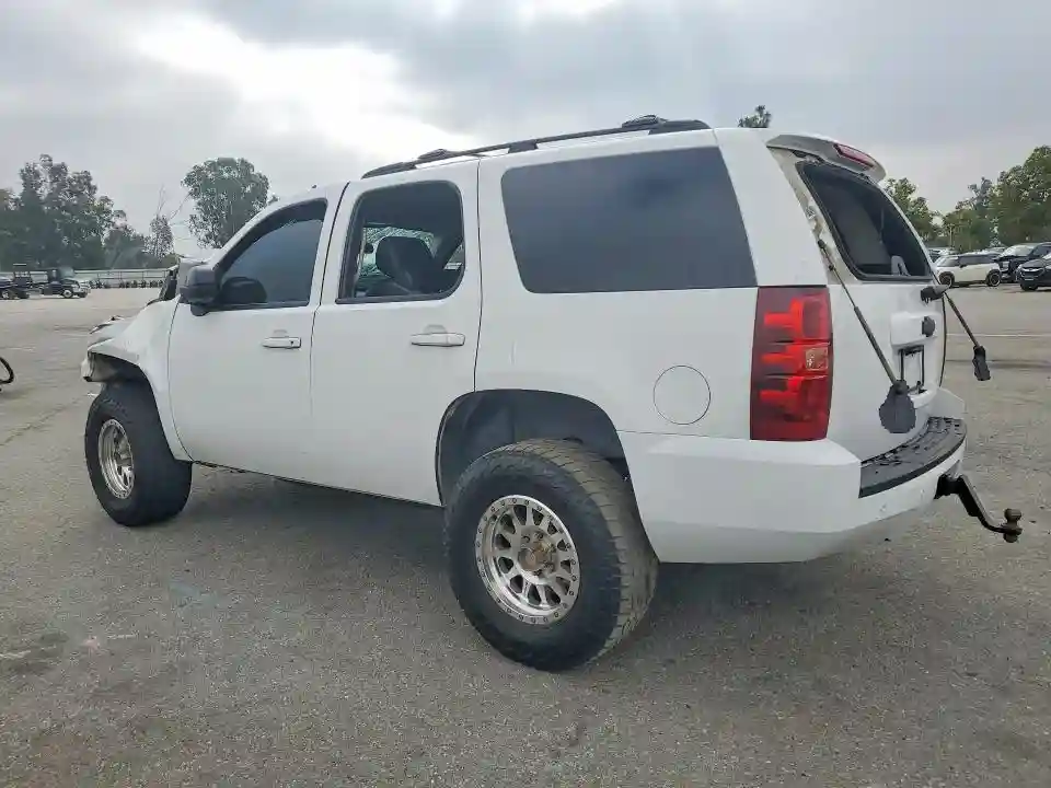 1GNSKBE04CR130667 2012 CHEVROLET TAHOE-1