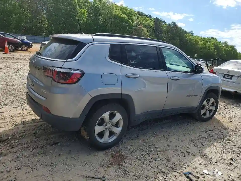 3C4NJCBB2HT658758 2017 JEEP COMPASS-2