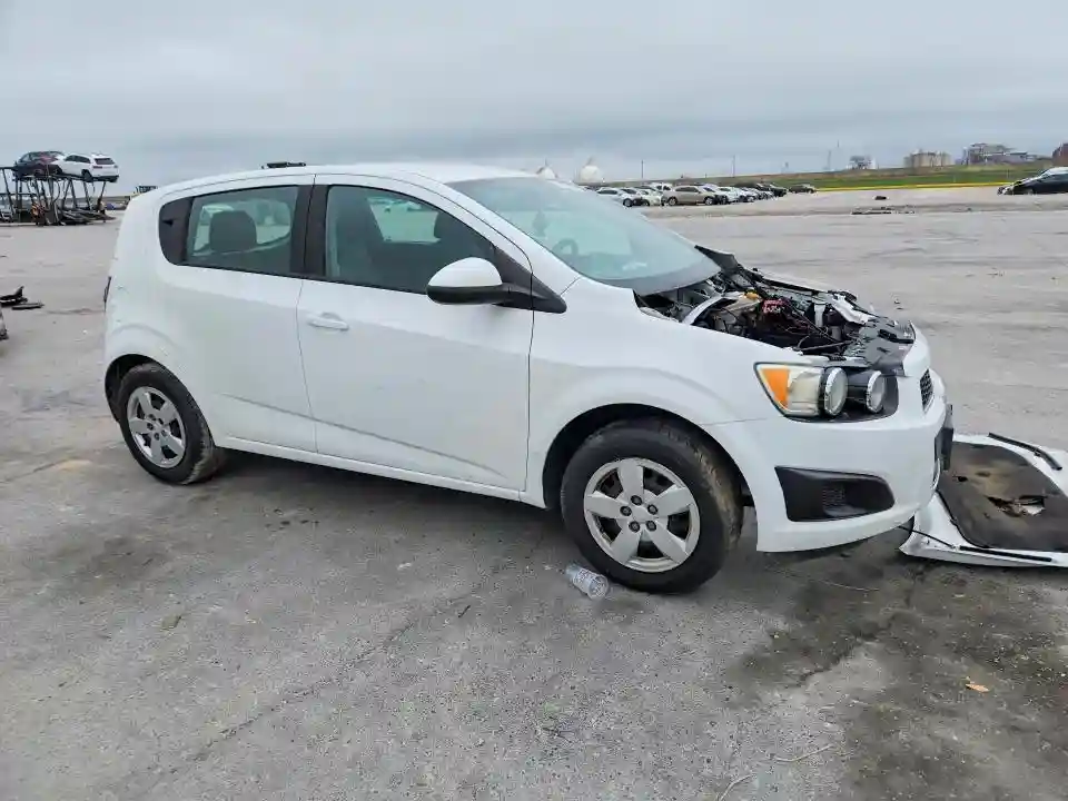 1G1JA6SH2G4170640 2016 CHEVROLET SONIC-3