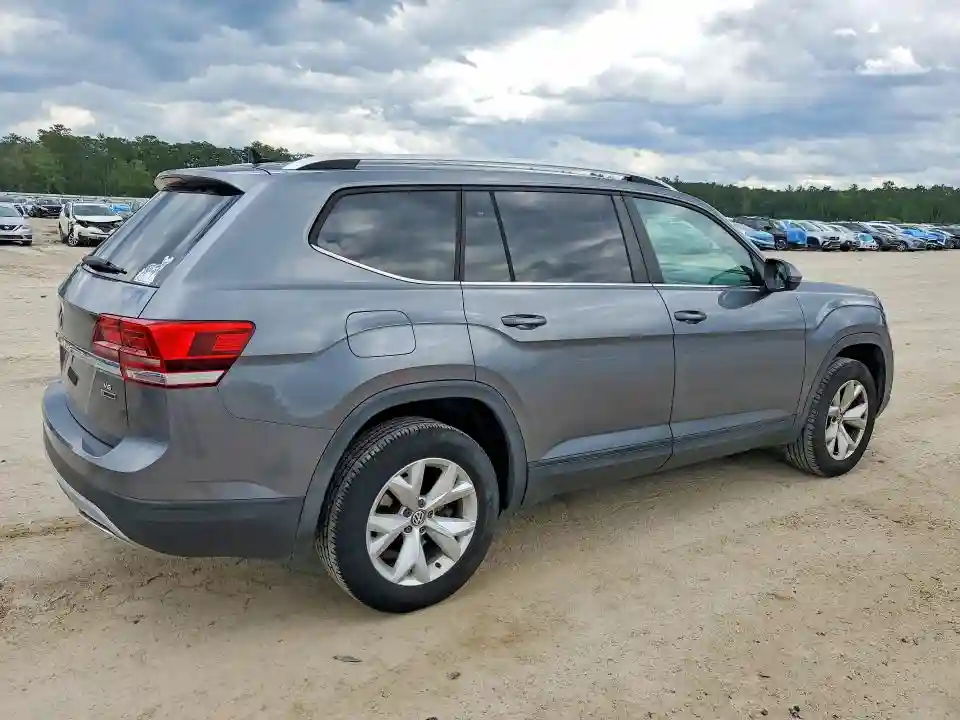 1V2KR2CA5JC577622 2018 VOLKSWAGEN ATLAS-2