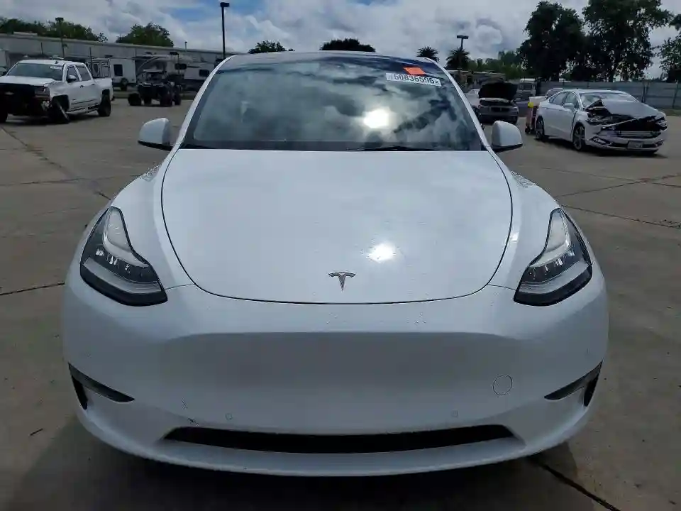 7SAYGDEE7NF363997 2022 TESLA MODEL Y-4
