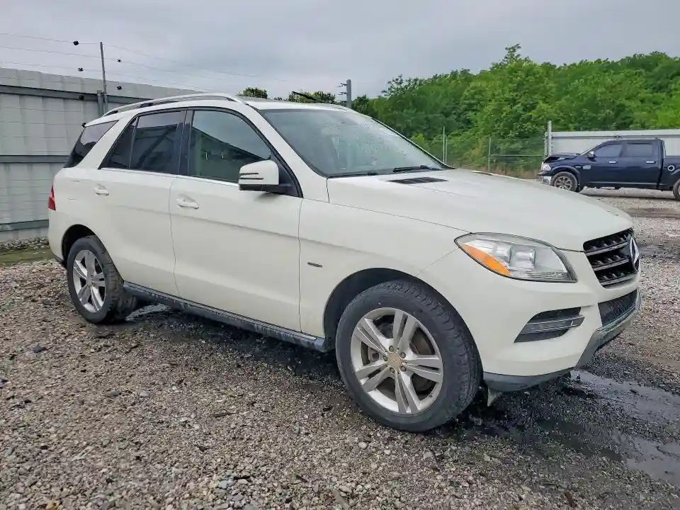 4JGDA5HB8CA014210 2012 MERCEDES-BENZ M-CLASS-3