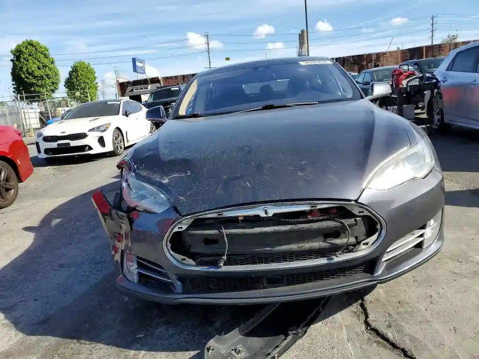 5YJSA1H14FF084214 2015 TESLA MODEL S-4